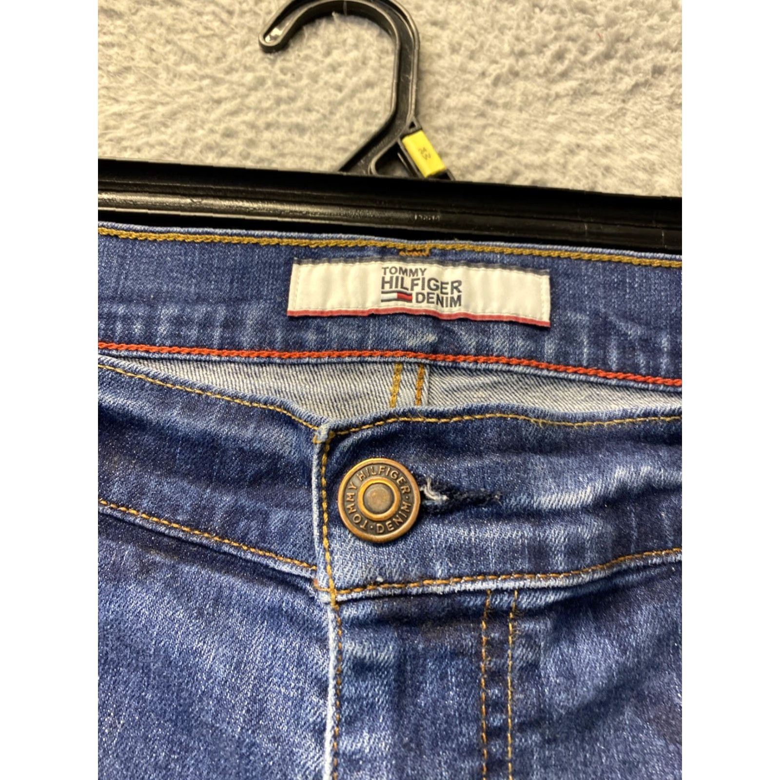 Tommy Hilfiger VINTAGE Tommy Hilfiger Denim Jeans Mens Sz 40x30 Blue Stretch /0365 Size US 40 / EU 56 - 2 Thumbnail