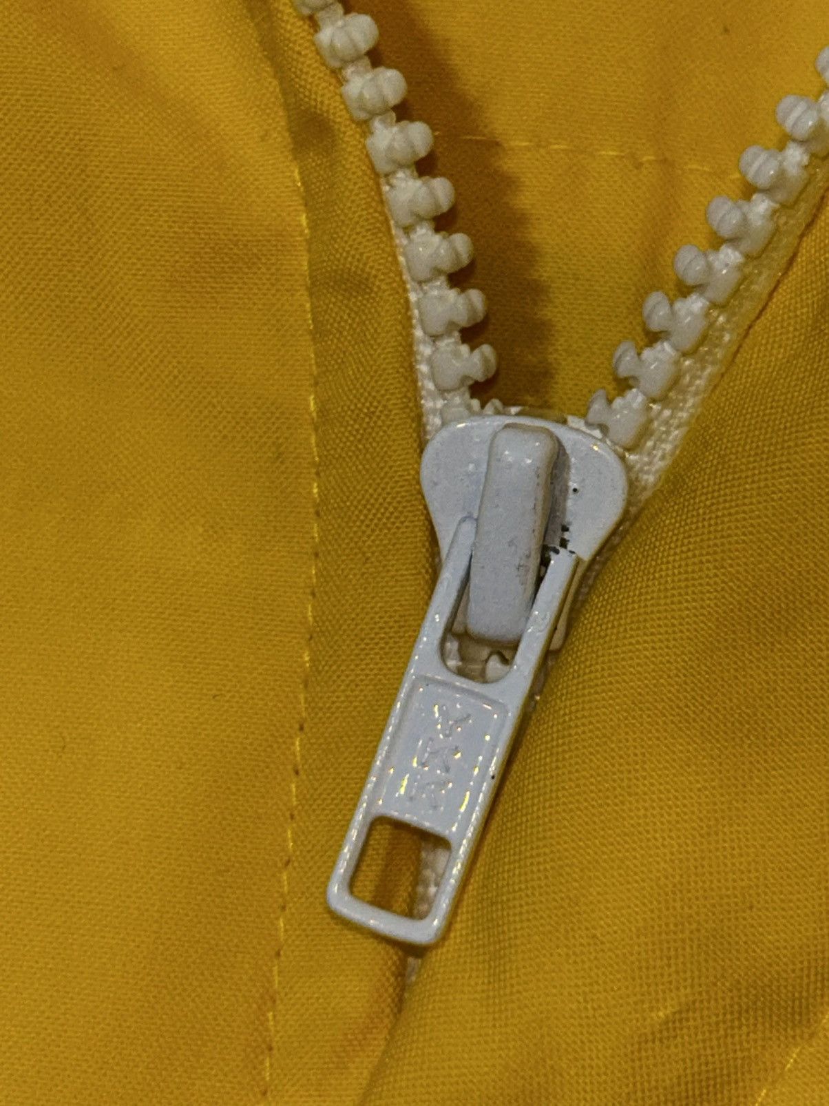 Burberry Vintage Burberrys Yellow Lightweight Bomber Nova Era Size US M / EU 48-50 / 2 - 6 Thumbnail