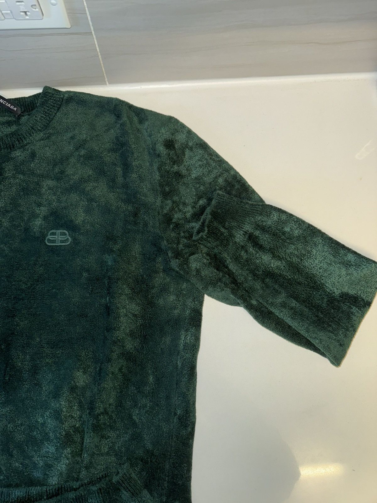 Balenciaga Balenciaga Green Velvet Knit Sweater (2020) Size US M / EU 48-50 / 2 - 5 Thumbnail