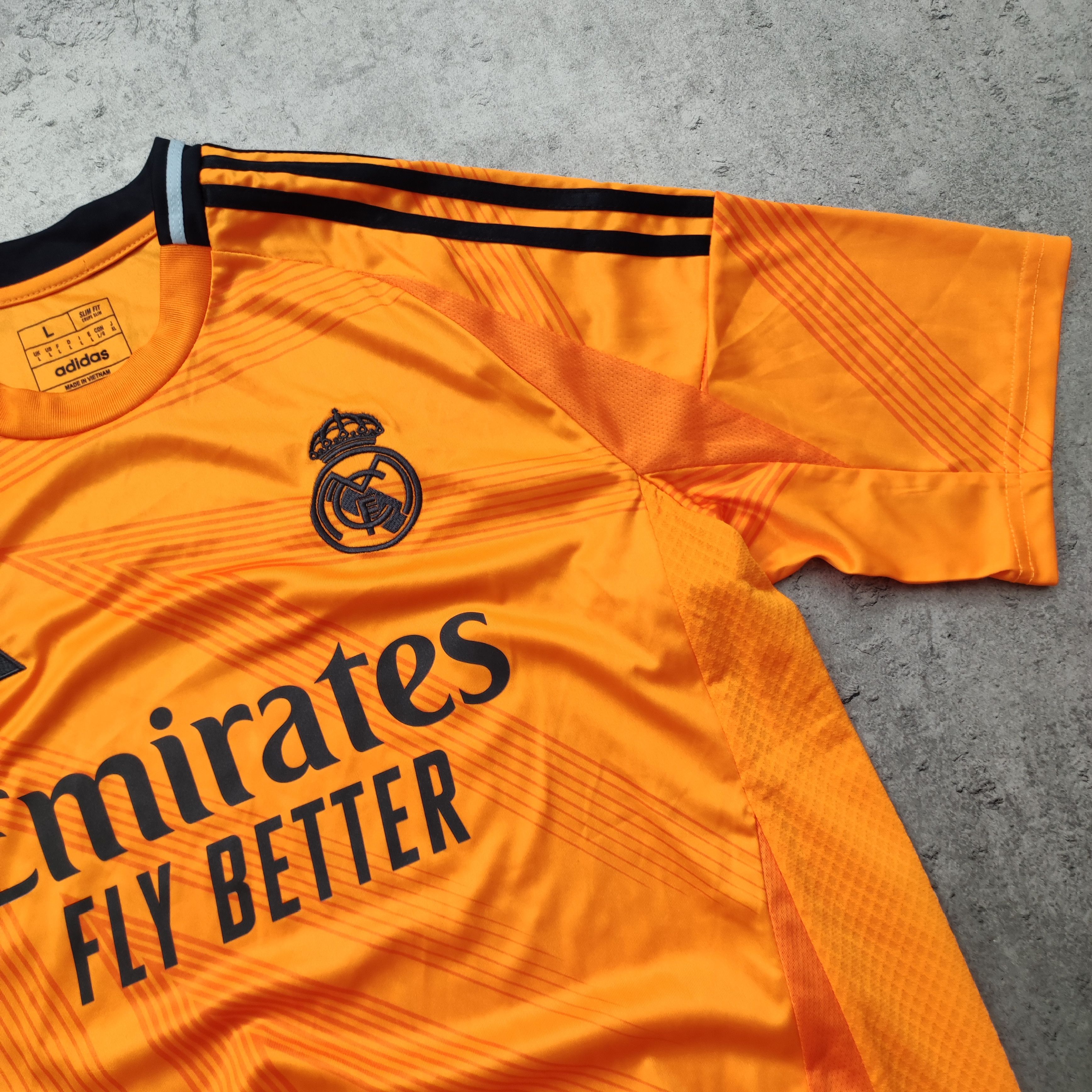 Adidas Real Madrid 2024 Away Football Adidas Jersey Size US L / EU 52-54 / 3 - 4 Thumbnail