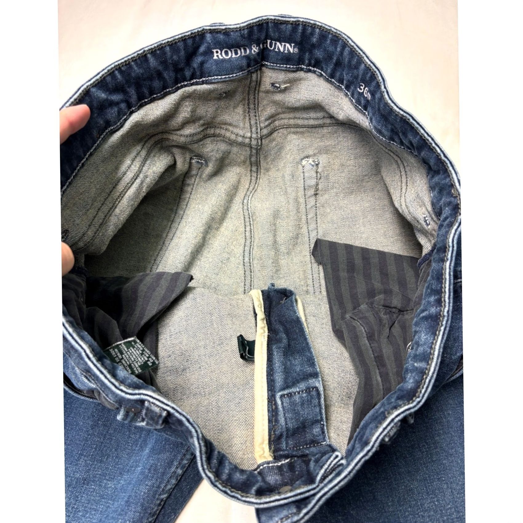 Rodd & Gunn Rodd & Gunn Jeans Mens 36R Dark Wash Blue Straight Leg Relaxed Stretch Denim 5-Pocket Inseam 32 Size US 36 / EU 52 - 4 Thumbnail