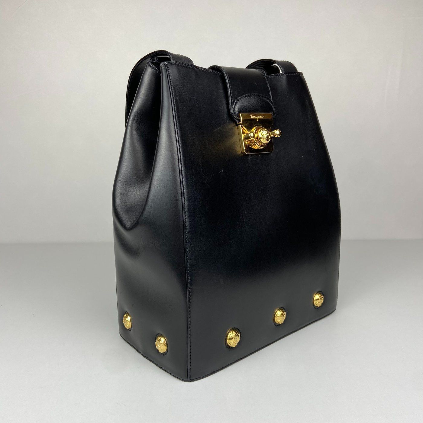 Salvatore Ferragamo Salvatore Ferragamo Gancini Black Bucket Shoulder Bag Size ONE SIZE - 1 Thumbnail