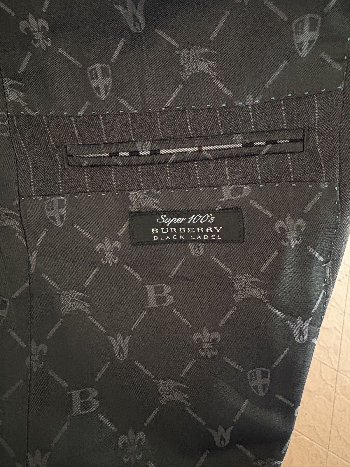 Burberry Burberry Black Label Stripped Blazer Jacket Size US S / EU 44-46 / 1 - 7 Thumbnail