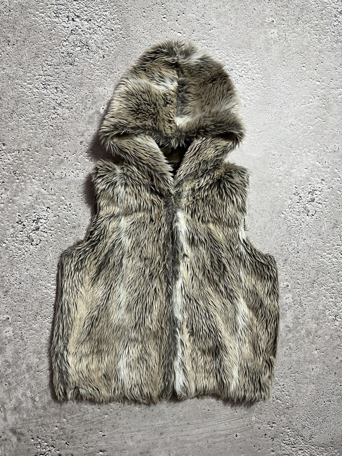 If Six Was Nine × Japanese Brand × Vintage Woman’s Y2K Hype Japanese Brand Fur Faux Vest Size M / US 6-8 / IT 42-44 - 1 Thumbnail
