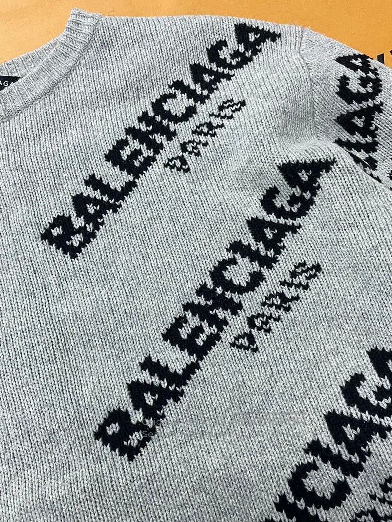 Balenciaga Balenciaga Gray sweater with full lettered logo, size M Size US M / EU 48-50 / 2 - 2 Thumbnail