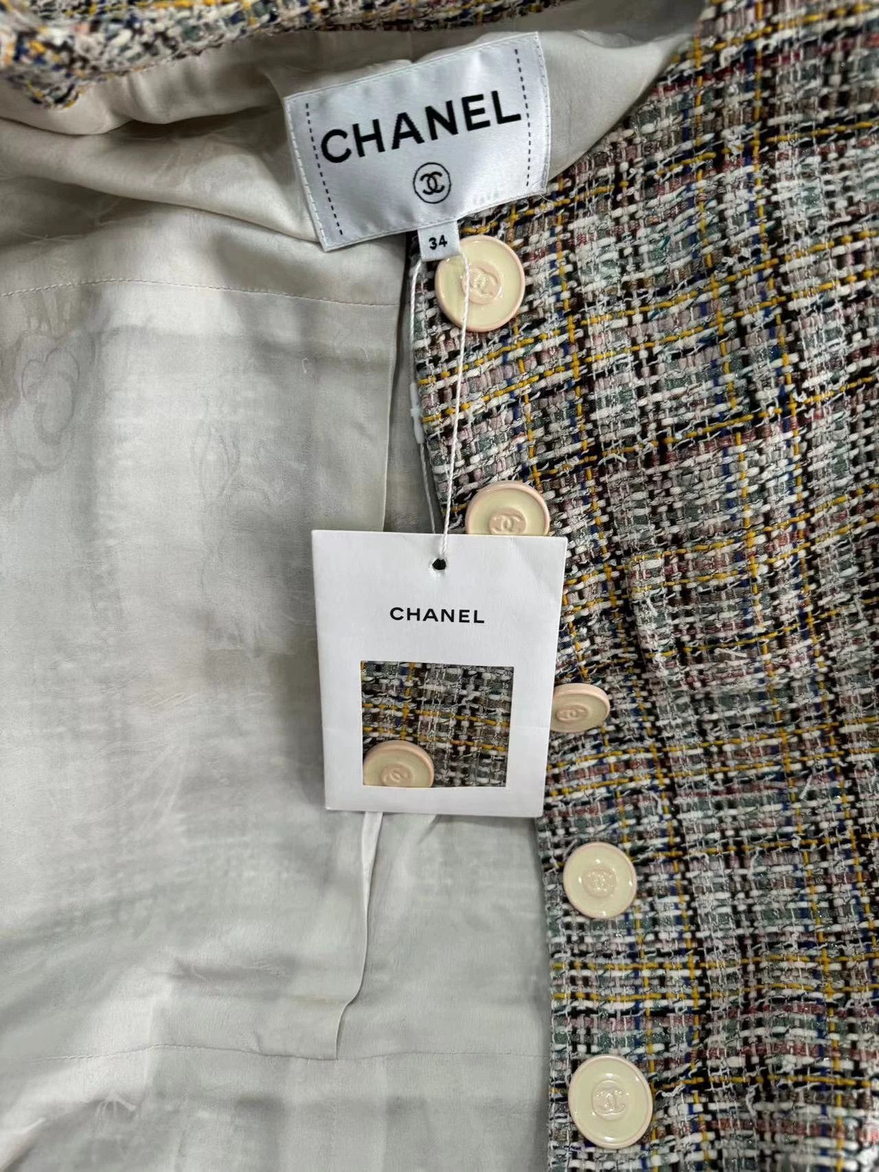 Chanel CHANEL Waterfall Collection Tassel Jacket New Unworn Size XS / US 0-2 / IT 36-38 - 2 Thumbnail