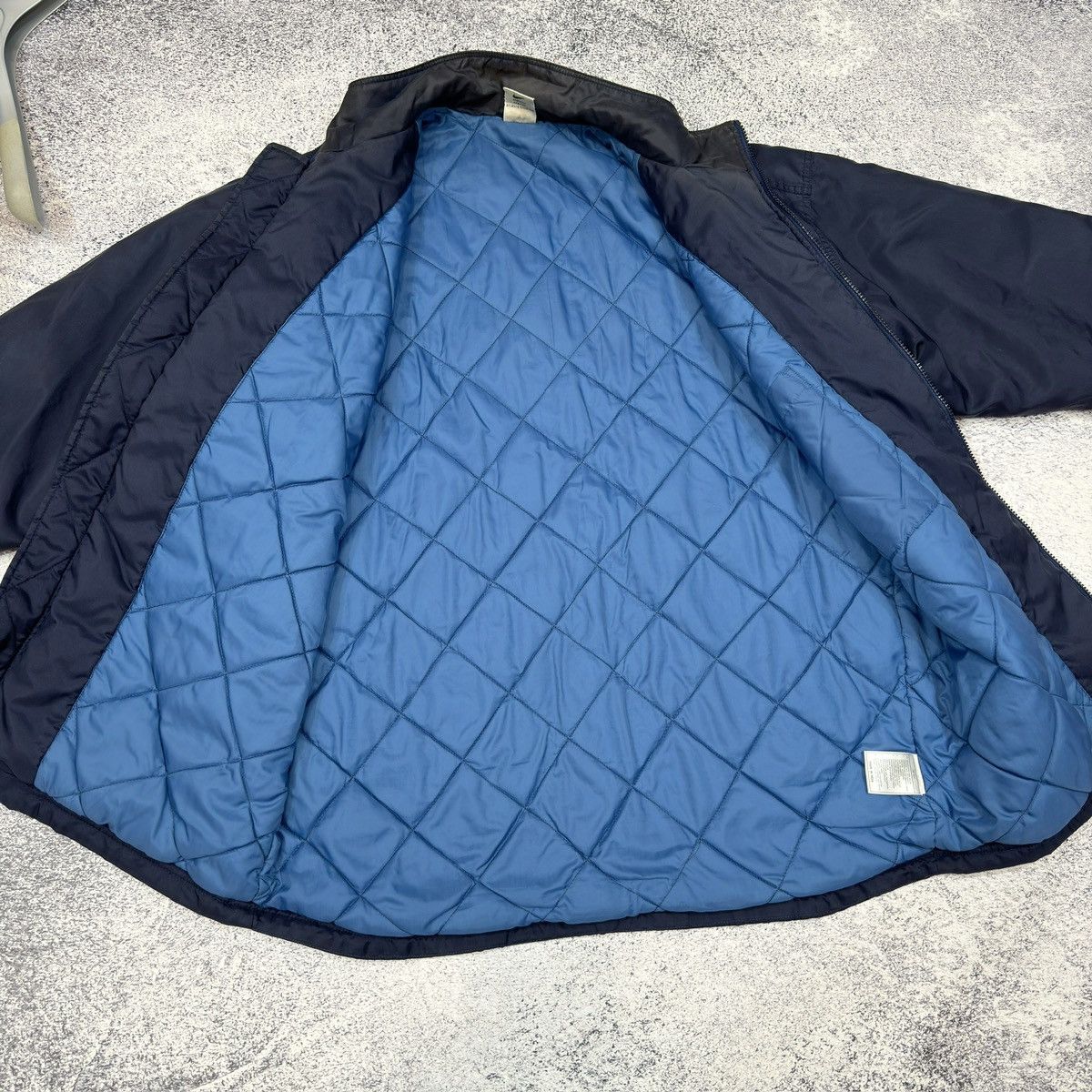 Nike × Vintage Vintage Nike Navy Jacket M size Size US M / EU 48-50 / 2 - 13 Thumbnail