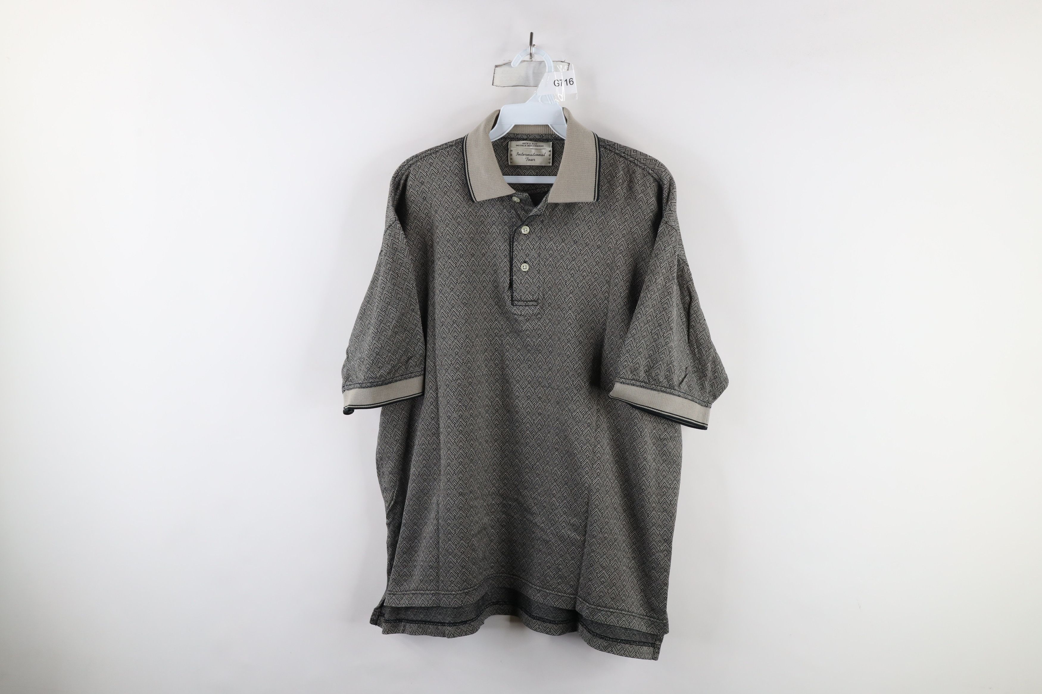 Vintage Vintage 90s Streetwear Knit Short Sleeve Golf Polo Shirt Size US M / EU 48-50 / 2 - 1 Thumbnail
