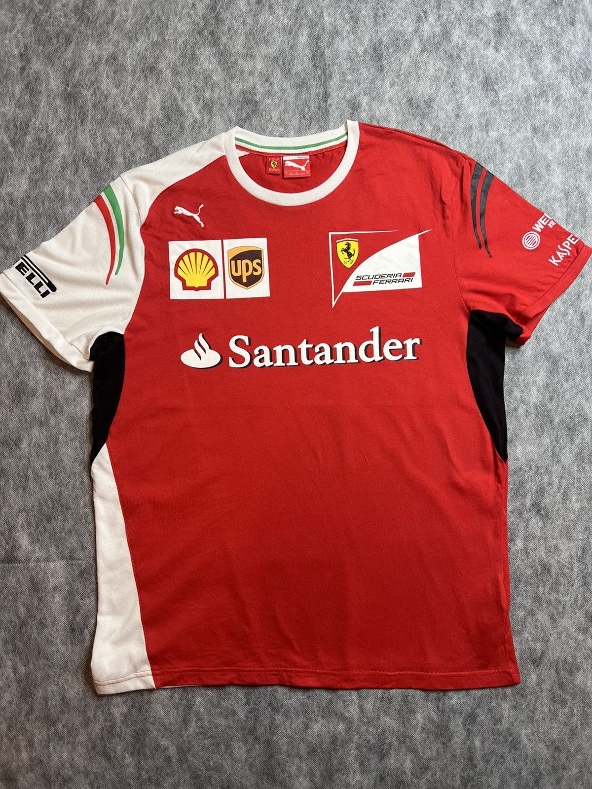 Puma Ferrari Scuderia F1 Team T-Shirt Puma Santander Size US L / EU 52-54 / 3 - 1 Thumbnail