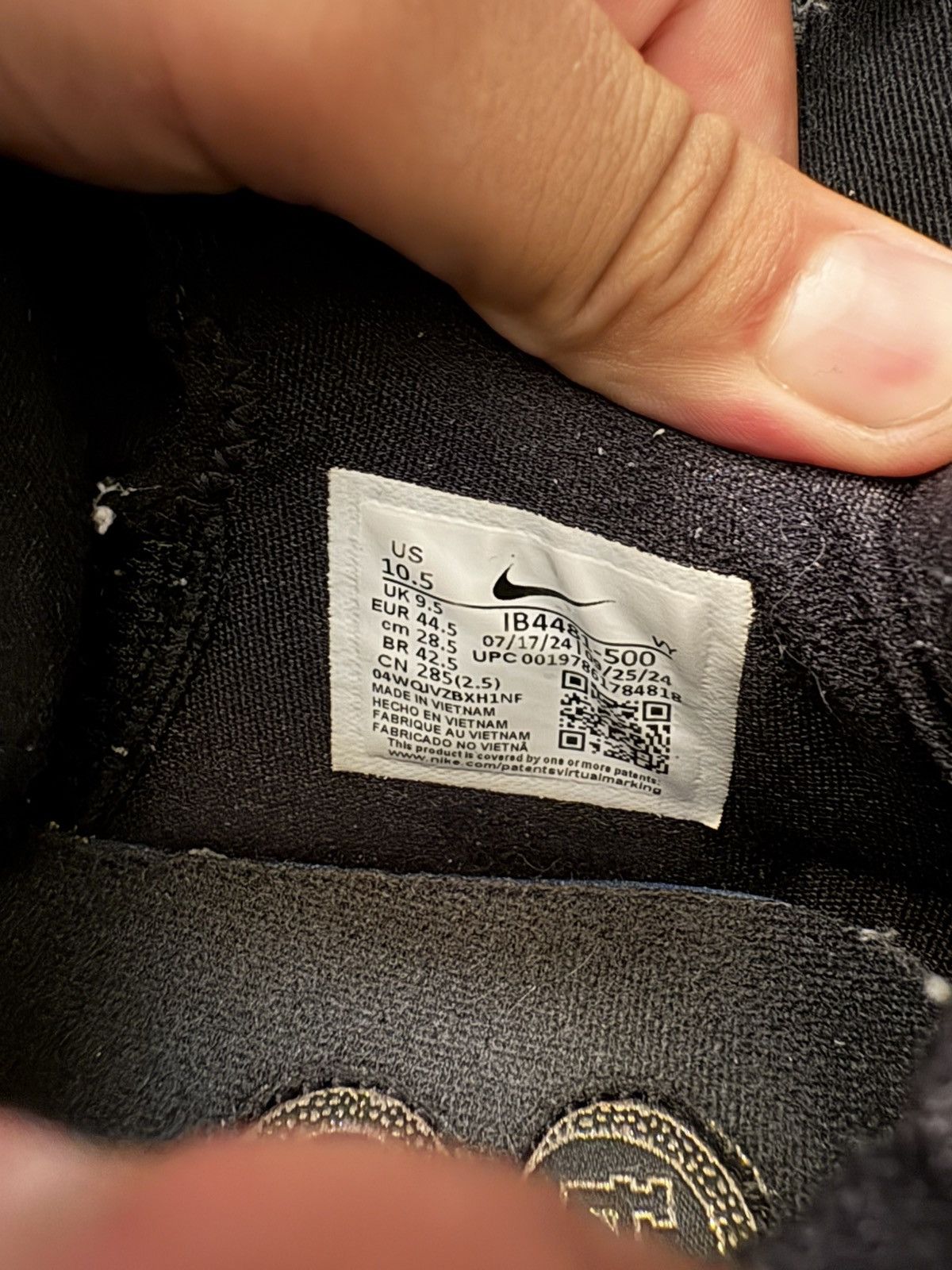 Nike Kobe 5 Eggplants with box and tote bag Size US 10.5 / EU 43-44 - 5 Thumbnail