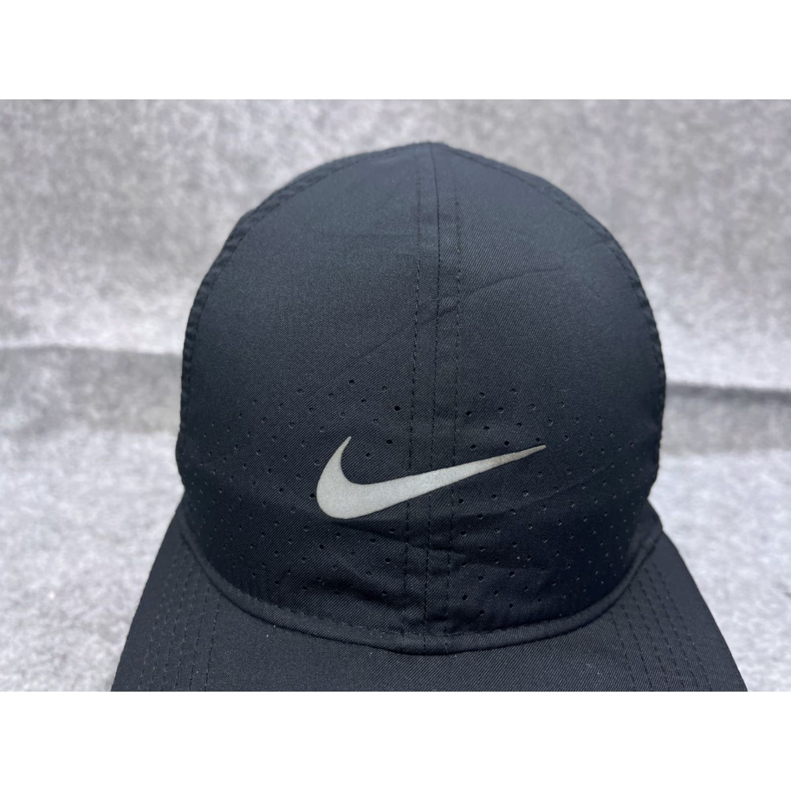 Nike Nike Hat Cap Strap Back Adult One Size Black Polyester Featherlight Golf Hat Mens Adjustable Lightweight Logo Cap Size ONE SIZE - 2 Thumbnail