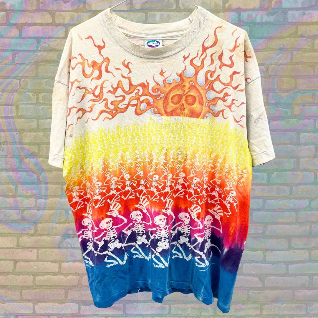Grateful Dead × Liquid Blue × Vintage RARE Grateful Dead 1992 Dancing Skulls Tshirt XL Size US XL / EU 56 / 4 - 1 Thumbnail