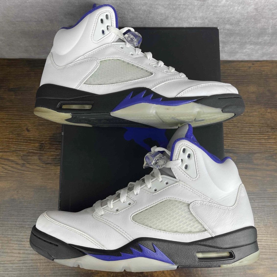 Jordan Brand Jordan 5 Dark Concord 2022 DD0587-141 White Purple Men’s OG Size US 10 / EU 43 - 4 Thumbnail