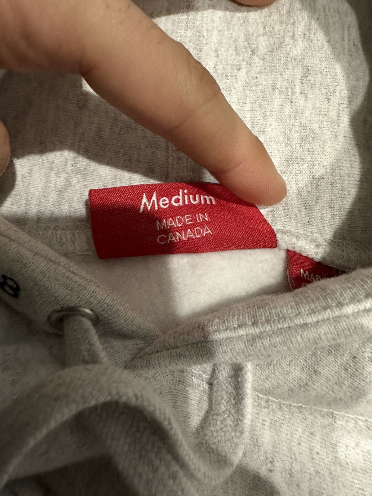 Supreme Supreme Ash Grey Channel Logo Hoodie 2018 Ltd Ed SS18 Size US M / EU 48-50 / 2 - 4 Thumbnail