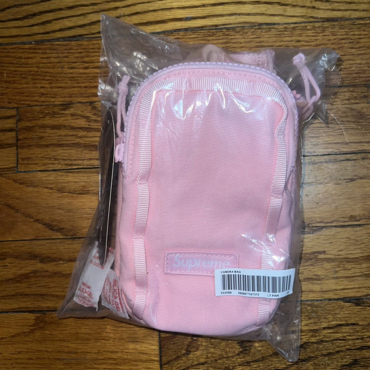 Supreme Cordura Camera Bag & Mini Pouch light Pink