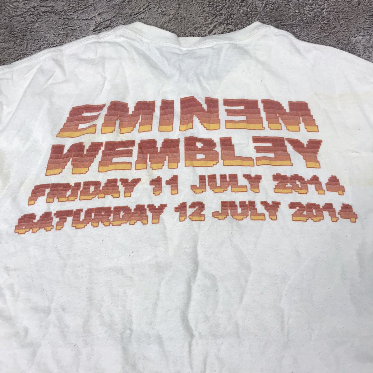 Band Tees VINTAGE Y2K EMINEM TOUR RAP BAND TEE WEMBLEY 2014 FACE Size US M / EU 48-50 / 2 - 7 Thumbnail