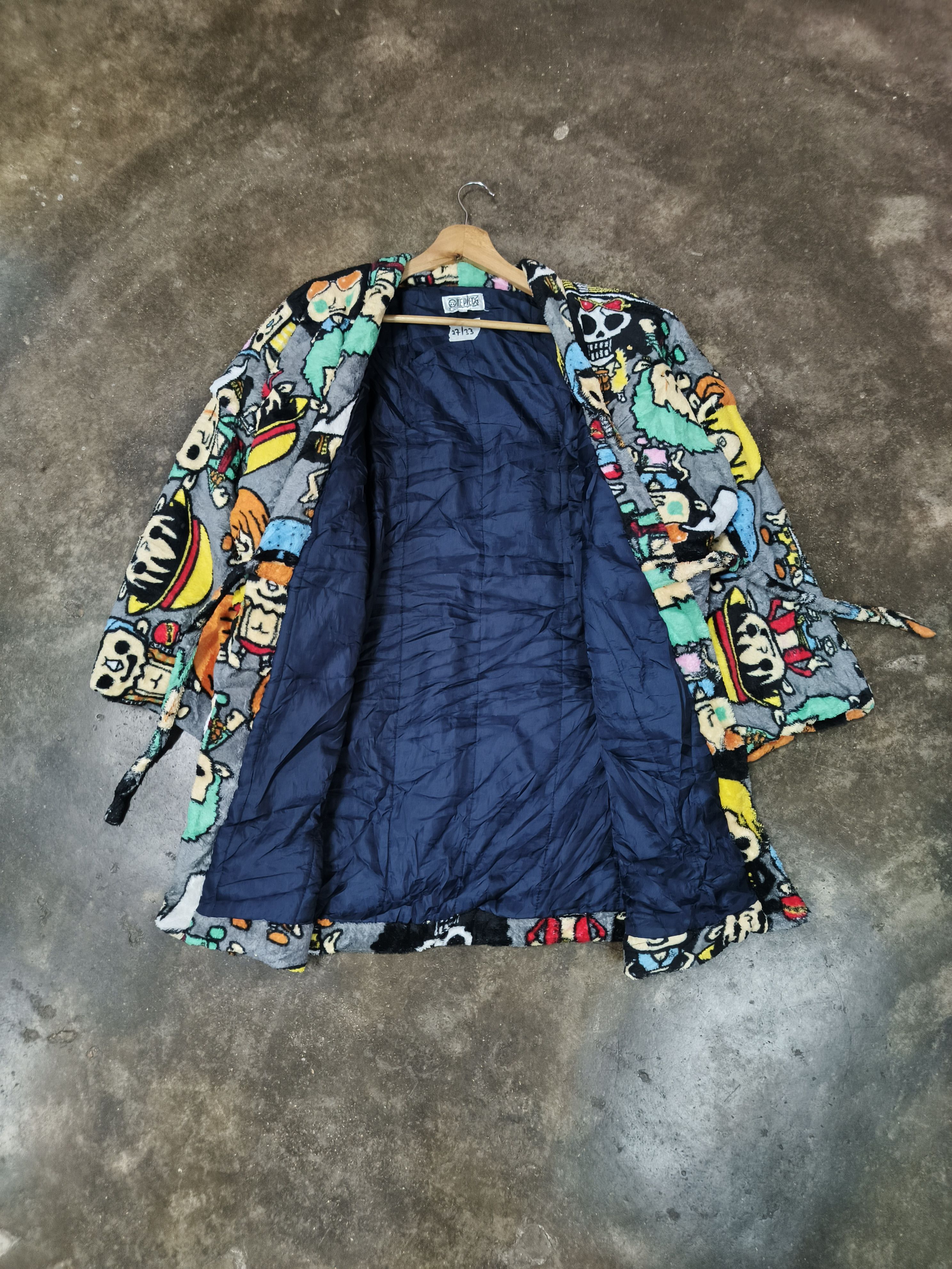 One Piece ONE PIECE FULLPRINT ANIME JAPAN OVERSIZED KIMONO CARDIGAN Size US XL / EU 56 / 4 - 2 Thumbnail