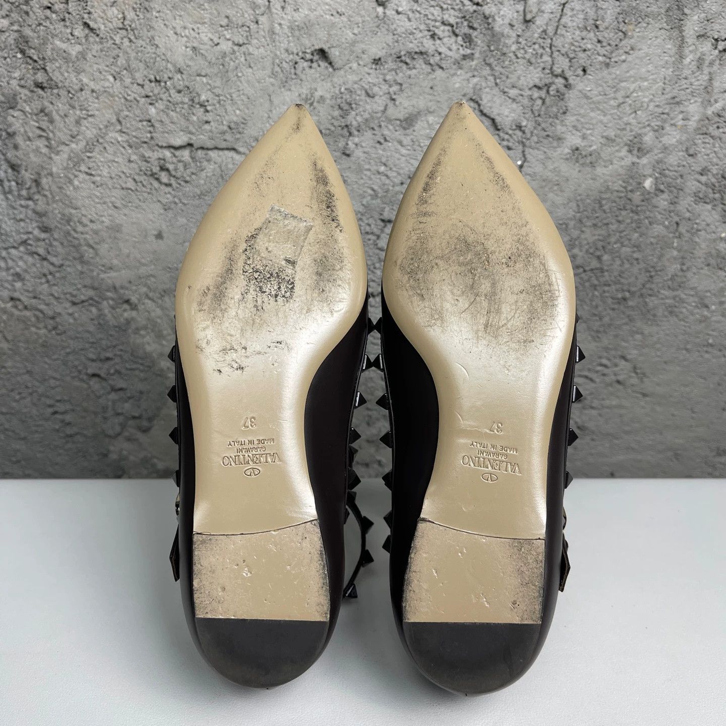 Valentino Valentino 3-Ring Flat Shoes 37 as pictured Size US 6.5 / IT 36.5 - 8 Thumbnail