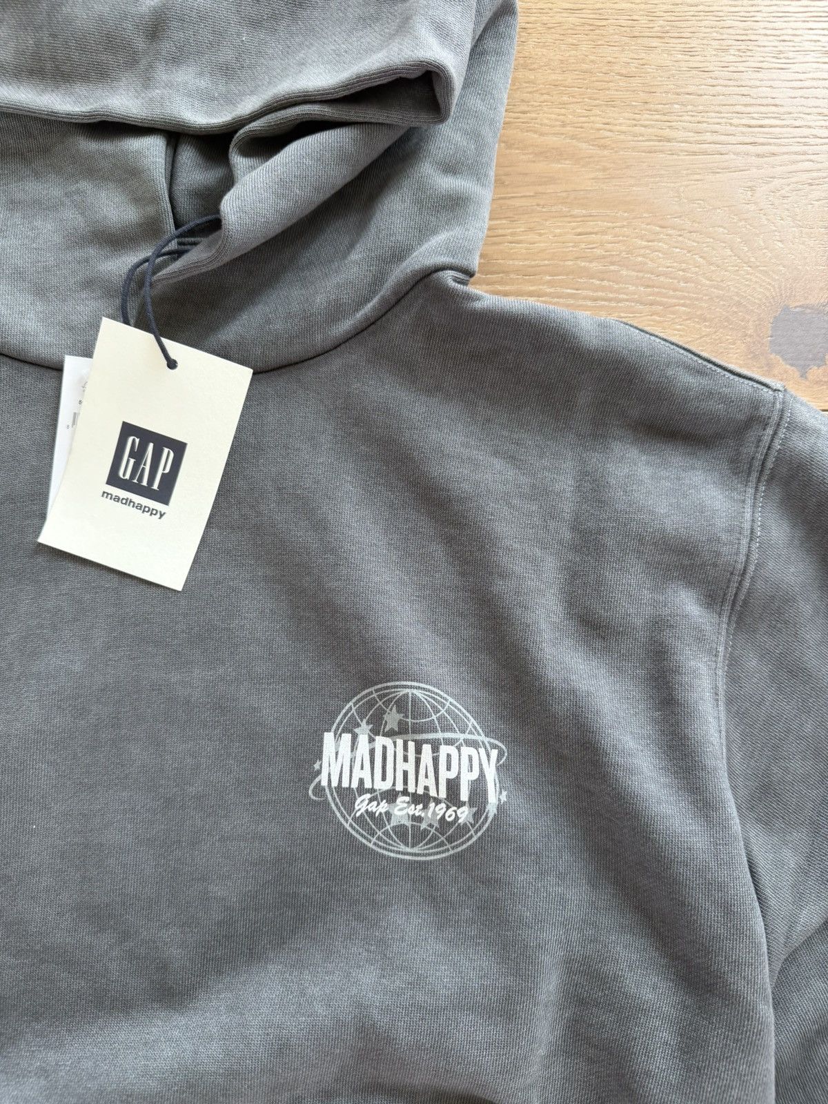 Gap × Madhappy Gap x Madhappy Globe Hoodie & Joggers Set Men’s Medium Size US M / EU 48-50 / 2 - 4 Thumbnail
