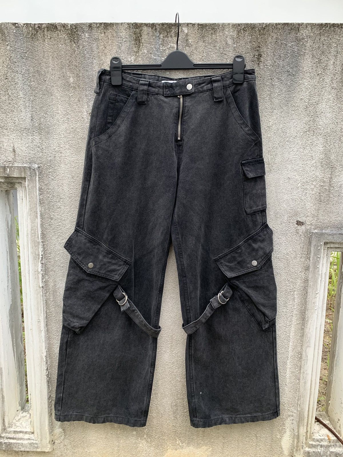 Acne Studios Acne Studios Wide Leg Cargo Trousers Size 34" / US 12 / IT 48 - 7 Thumbnail