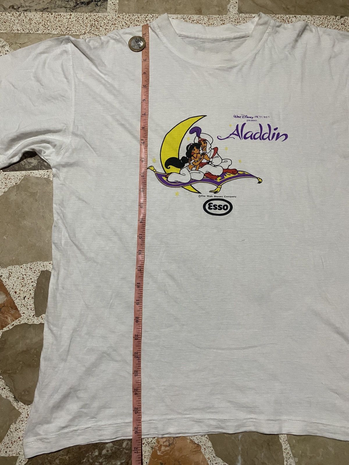 Vintage 90s Walt Disney Aladdin Esso Novelty Tee Size US M / EU 48-50 / 2 - 4 Thumbnail