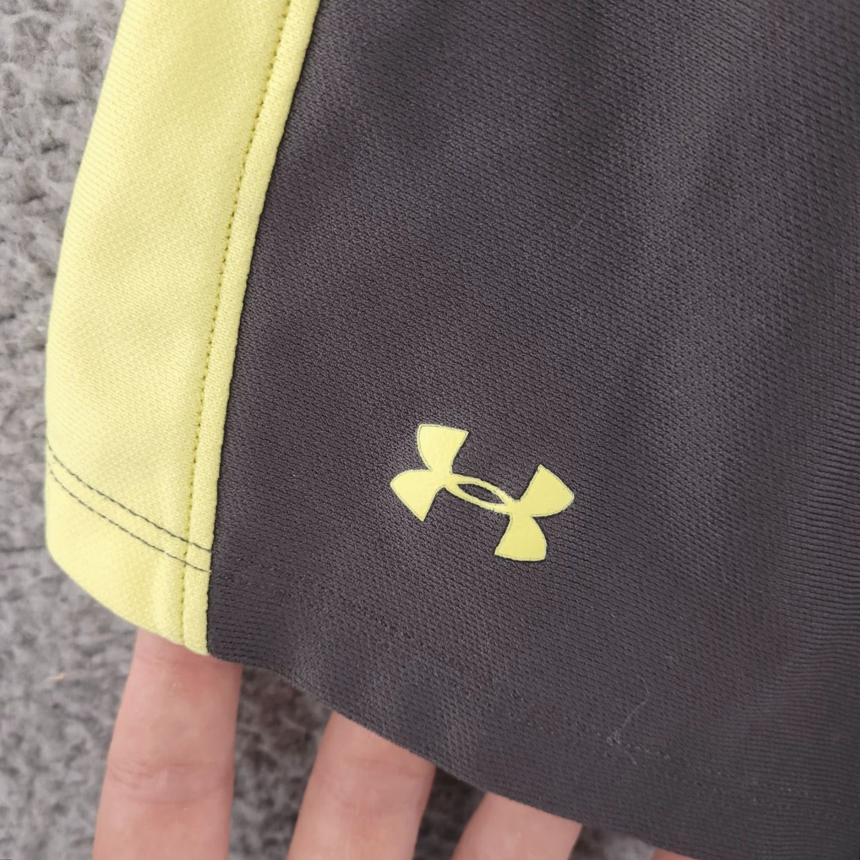 Under Armour Under Armour Shorts Womens Medium Gray Running Athletic Gym Performance Size 32" / US 10 / IT 46 - 2 Thumbnail
