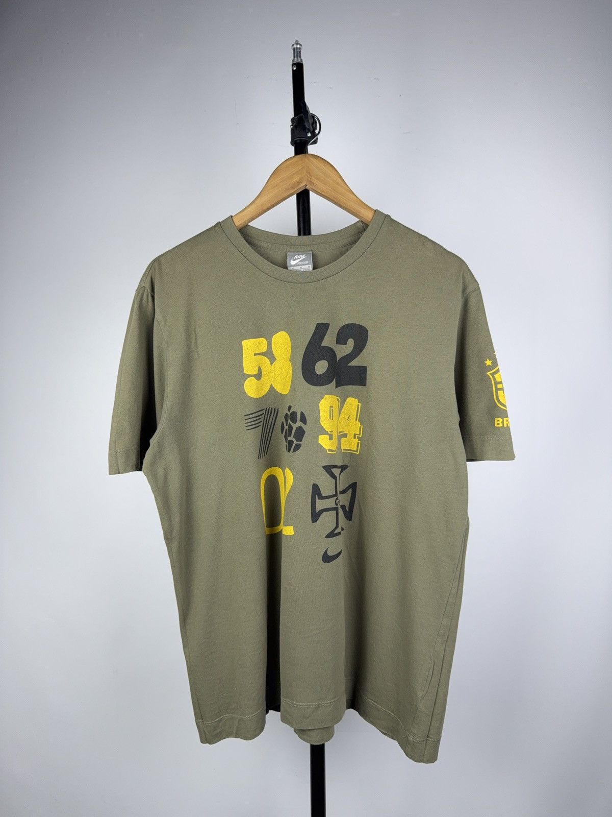 Nike Vintage 00s Retro Nike CBF Brasil Football T Shirt Size US M / EU 48-50 / 2 - 1 Thumbnail