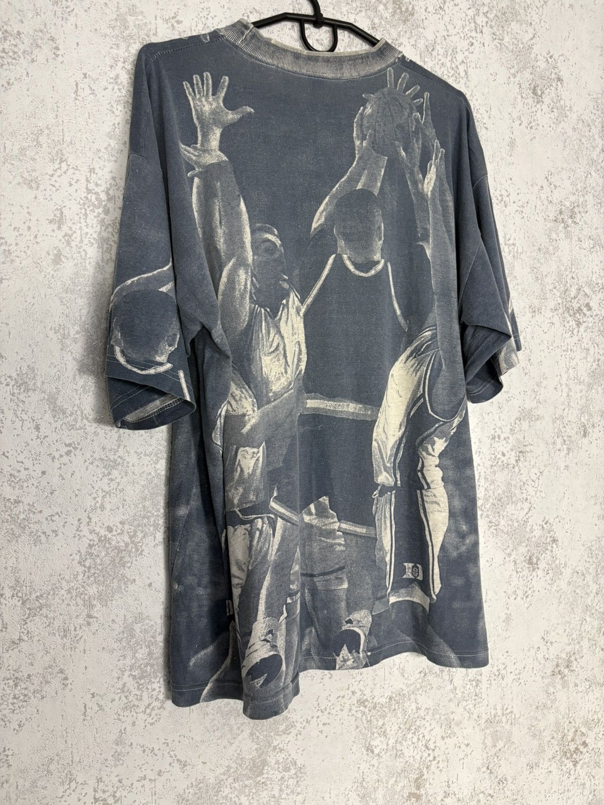 Vintage Vintage 90s All Over Print Basketball Rap T Shirt AOP Y2K XL Size US XL / EU 56 / 4 - 4 Thumbnail