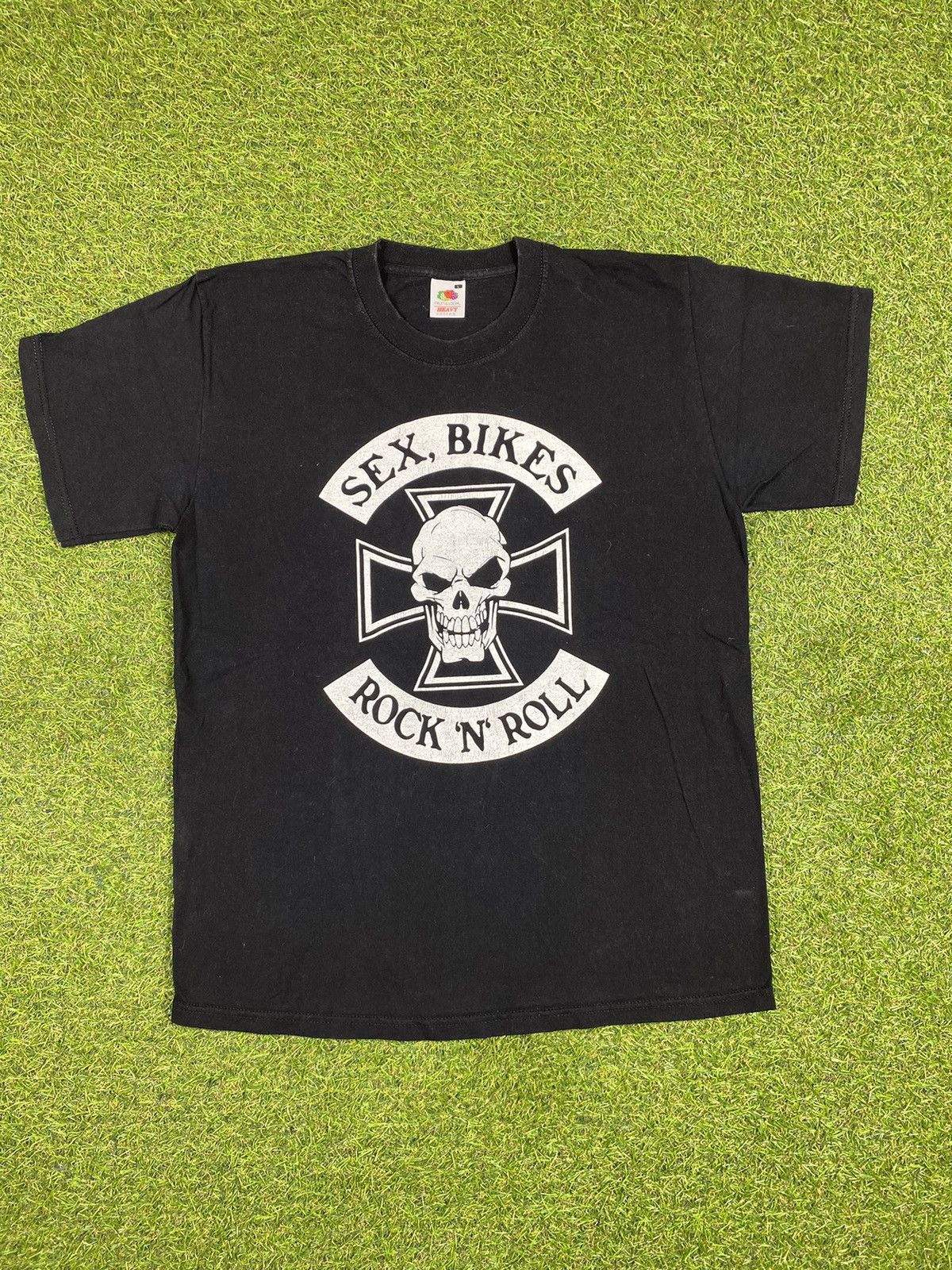 Band Tees Vintage Y2K Sex, Bikes, Rock n Roll tee big logo size L Size US L / EU 52-54 / 3 - 1 Thumbnail