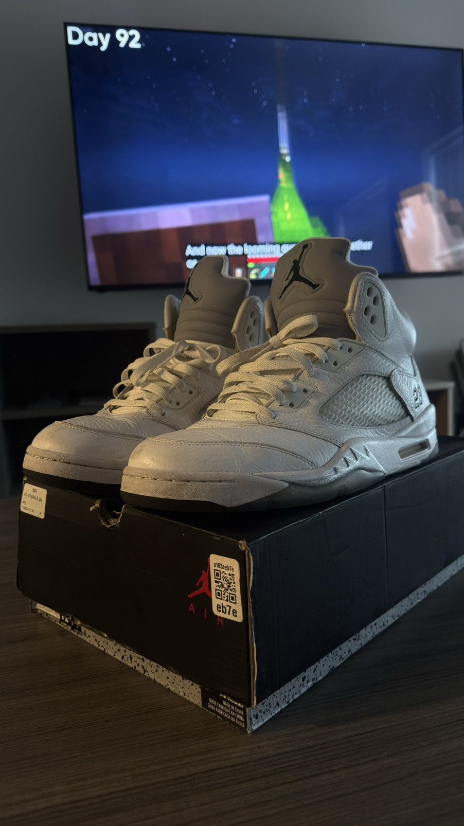 Jordan 5 “White Metallic” 2015