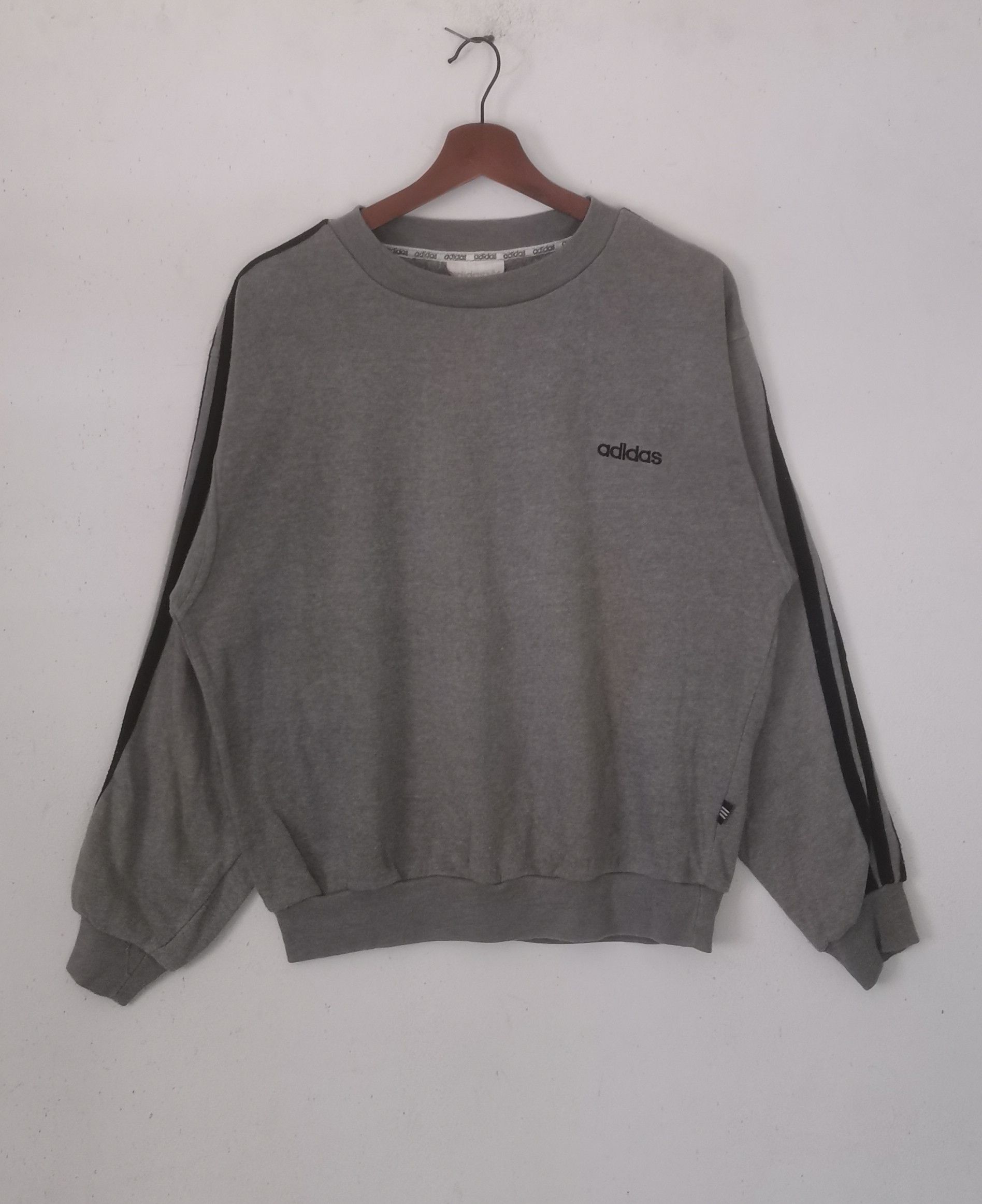 Adidas × Vintage Rare vintage Adidas sweatshirt grey colour Size US M / EU 48-50 / 2 - 1 Thumbnail
