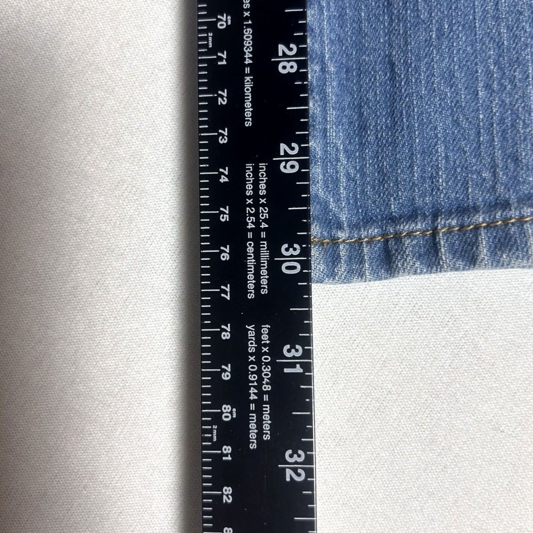Tommy Hilfiger Tommy Hilfiger Jeans Womens 2 Boyfriend Mid Rise Medium Wash Denim Zip Inseam 30" Regular Fit Cotton Spandex Crew Womens Size 26" / US 2 / IT 38 - 7 Thumbnail