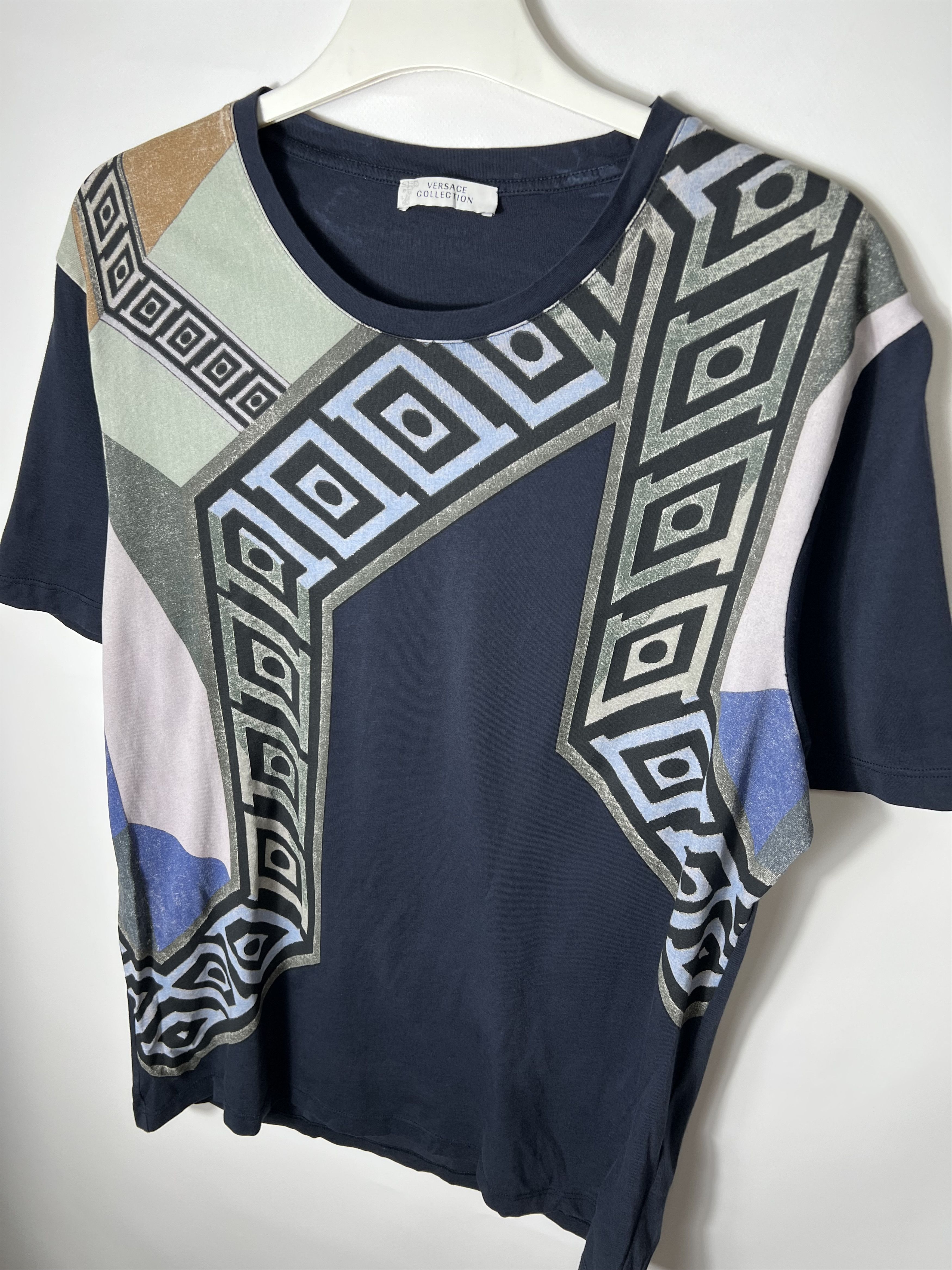 Versace Vintage streetwear y2k luxury designer Versace t-shirt Size US L / EU 52-54 / 3 - 2 Thumbnail