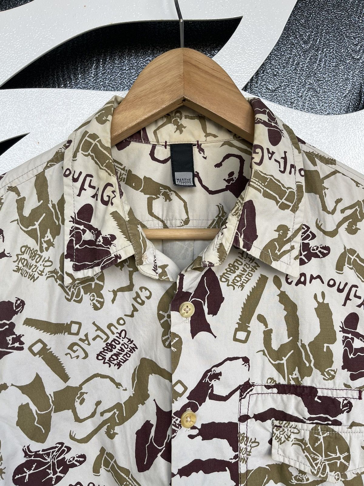 Marithe + Francois Girbaud MARITHE FRANCOIS GIRBAUD CAMO PRINT BUTTON UP SHIRT Size US M / EU 48-50 / 2 - 8 Thumbnail