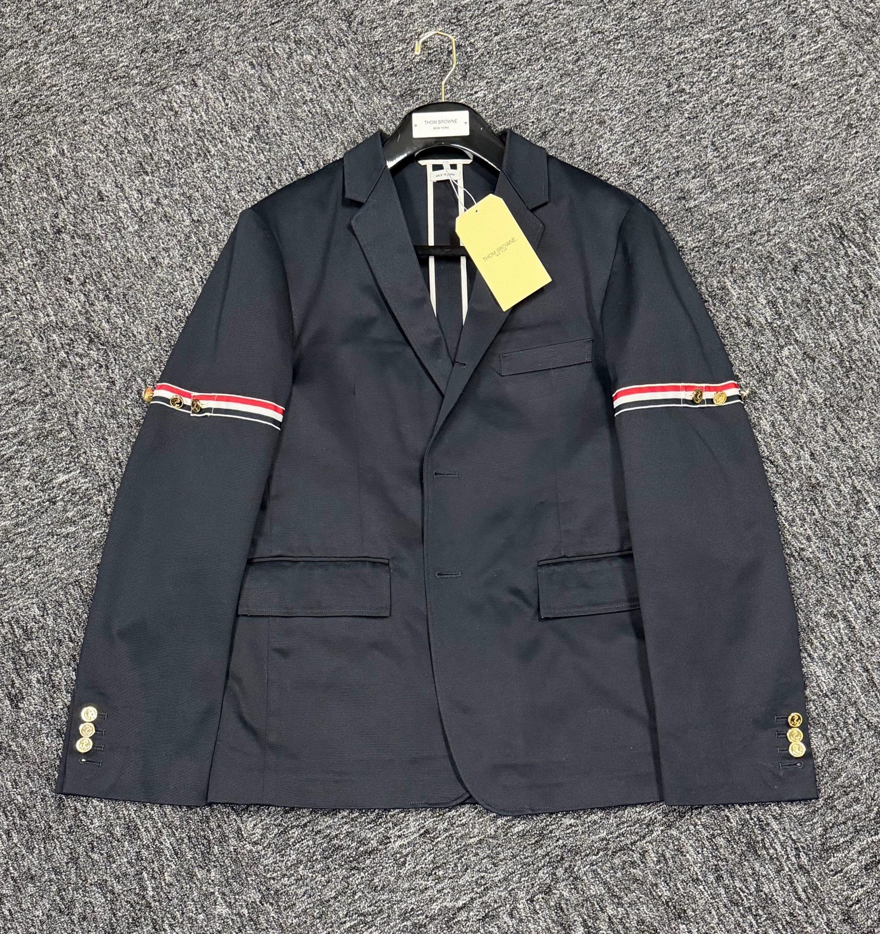 Thom Browne Thom Browne Navy Double Sleeve Tab Gold Blazer Size3 Size US L / EU 52-54 / 3 - 3 Thumbnail