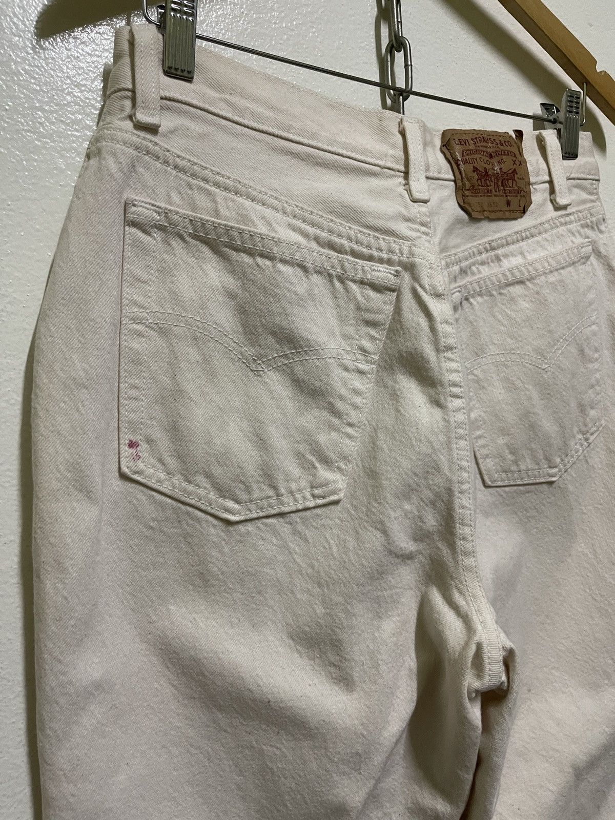 Levi's × Vintage Levi’s Curve Women Cream Jeans Size 28" / US 6 / IT 42 - 9 Thumbnail