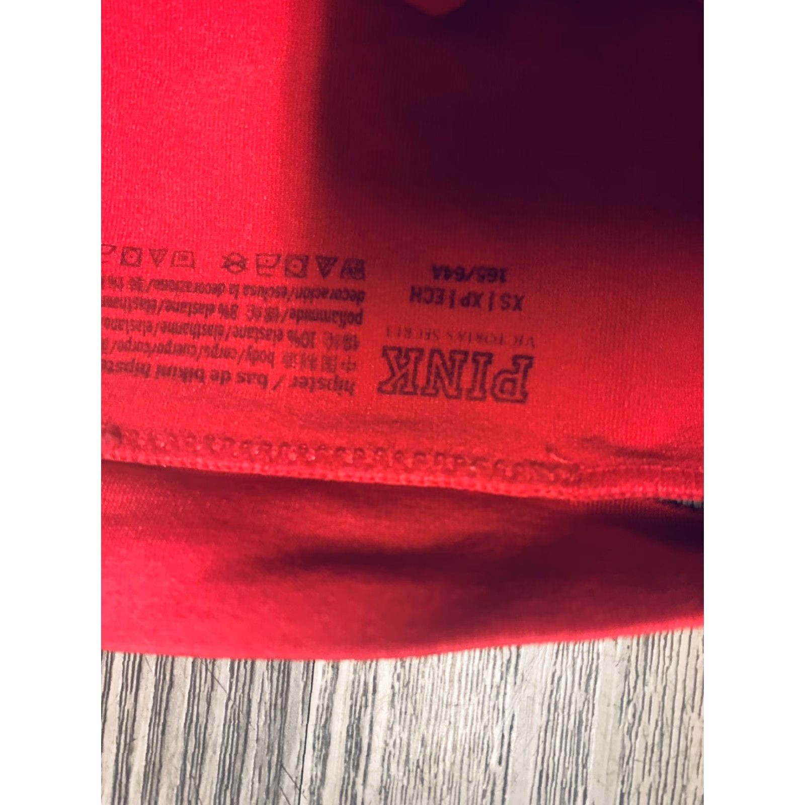 Vintage Victoria's Secret PINK Red Hipster Panty XS User: Victoria's Secret PINK Red Hipster Panty XS Size 26" / US 2 / IT 38 - 3 Thumbnail