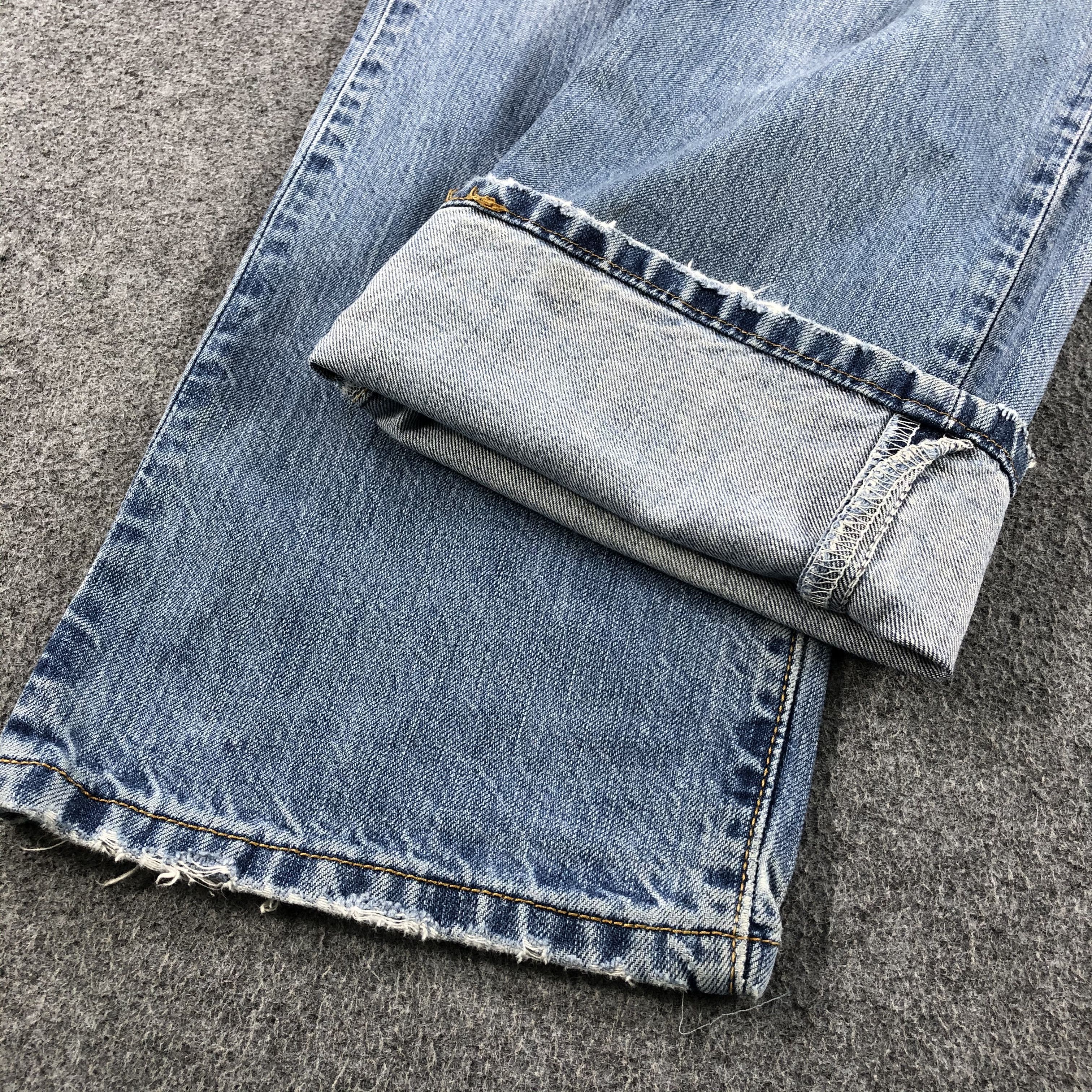 Levi's 90s Vintage Blue Wash Levis 501 Jeans-J1602 Size US 33 - 7 Thumbnail