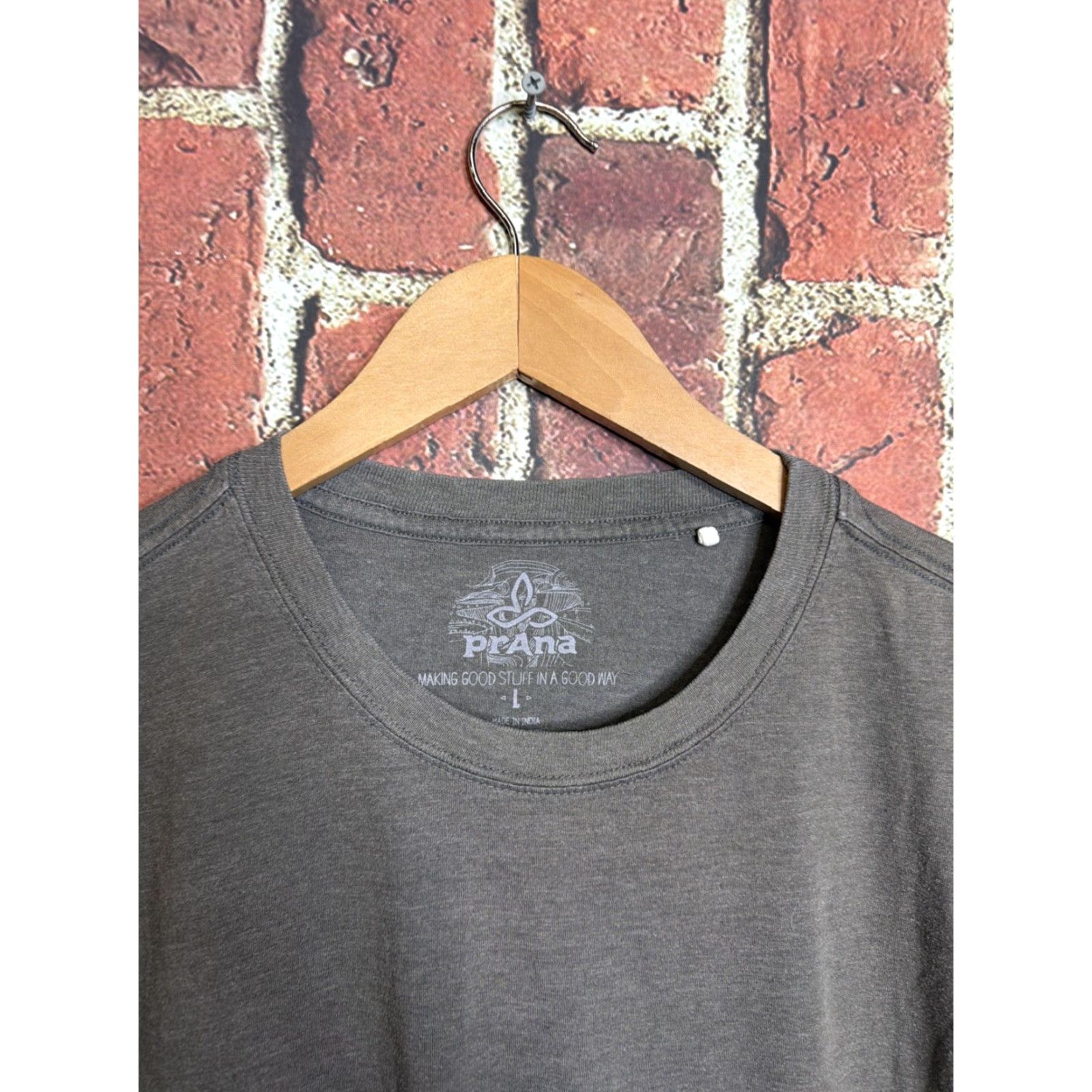 Prana PrAna Shirt Mens L Gray Short Sleeve Tee Size US L / EU 52-54 / 3 - 2 Thumbnail