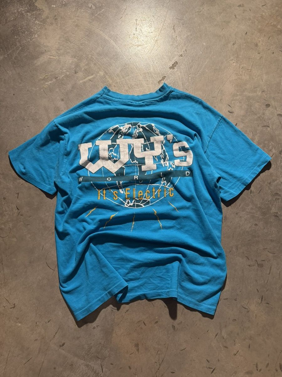 Hanes vintage 1996 Wynonna Judd "Wy's World It's Electric" t-shirt Size US L / EU 52-54 / 3 - 4 Thumbnail