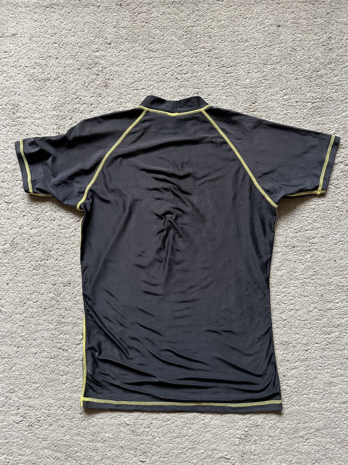 Body Glove 2000s vintage Body Glove Body Fit Surf Tshirt Size US L / EU 52-54 / 3 - 3 Thumbnail