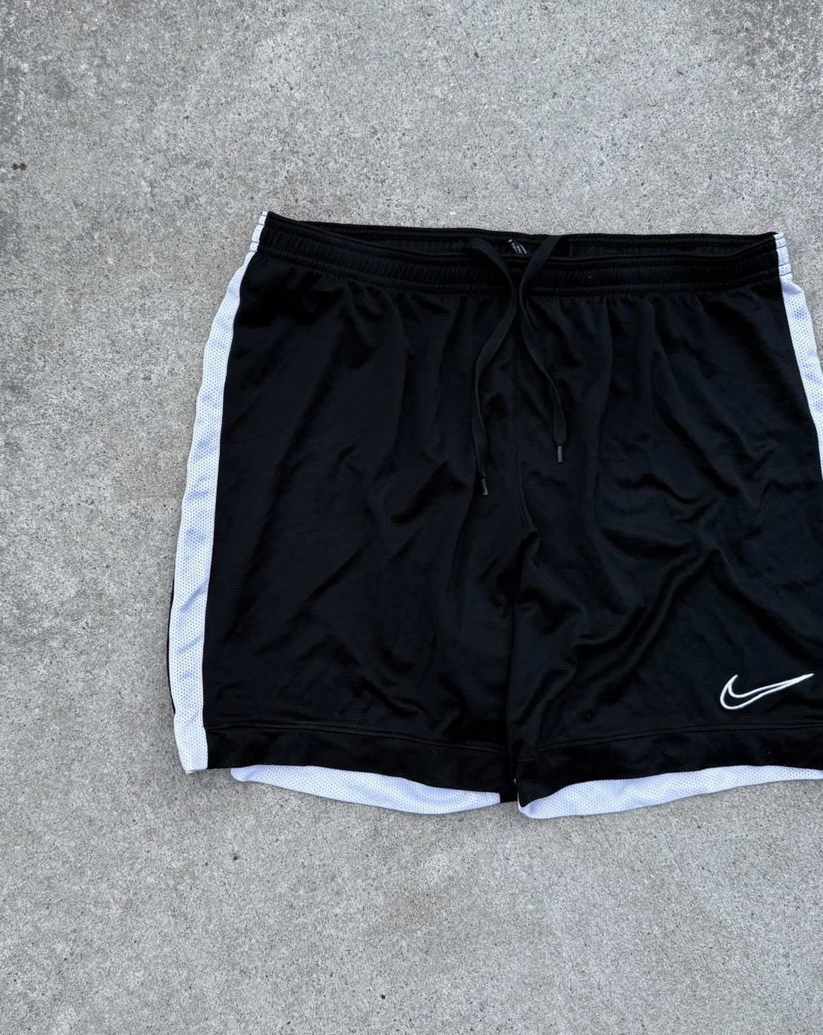 Other Vintage Nike y2k streetwear track shorts Size US 32 / EU 48 - 6 Thumbnail