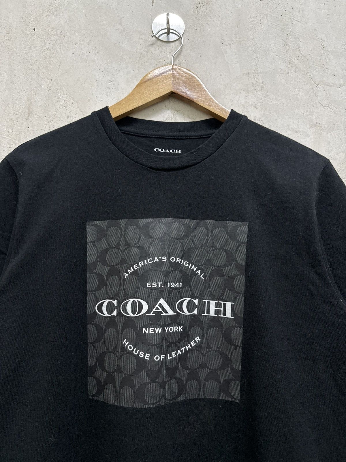 Coach Coach Signature Logo Black on Black T-Shirt Size US S / EU 44-46 / 1 - 2 Thumbnail