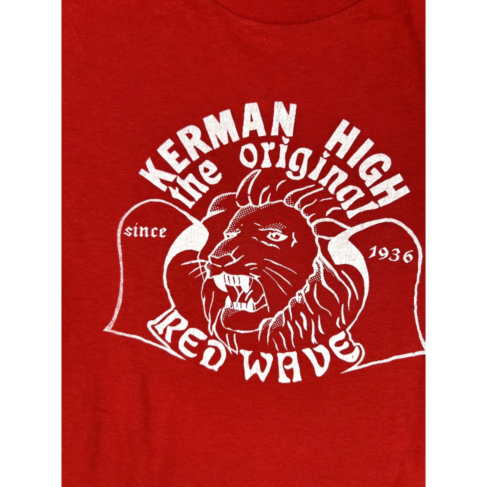 Vintage VINTAGE Kerman High School T-Shirt Mens Red Crew Neck Short Sleeve Graphic Print 80s Lions M/L Size M L Size US M / EU 48-50 / 2 - 2 Thumbnail