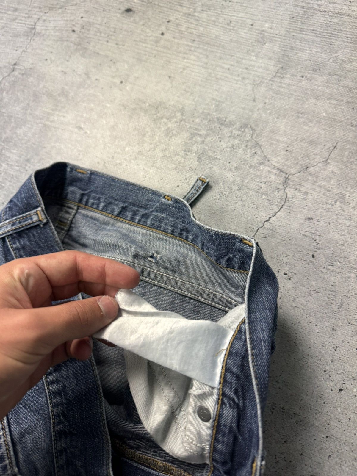 Carhartt Crazy Vintage 90s Carhartt Jeans Relaxed Fit Light Wash Work Size US 32 / EU 48 - 12 Thumbnail