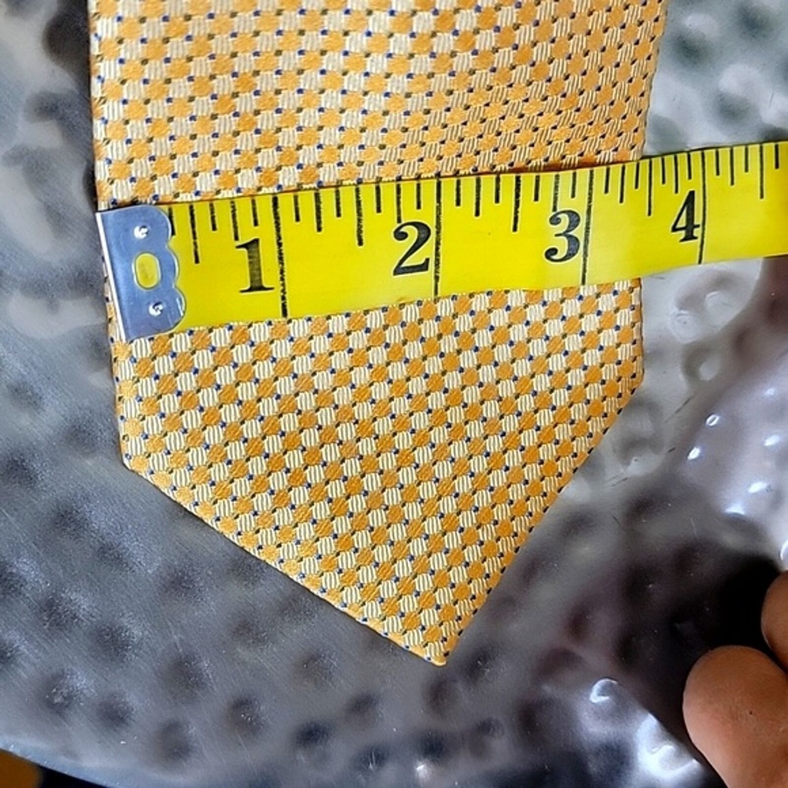 Jos. A. Bank Jos A. Bank Yellow Gold Silk Neck Tie size 3.5" Geometric Size ONE SIZE - 10 Thumbnail