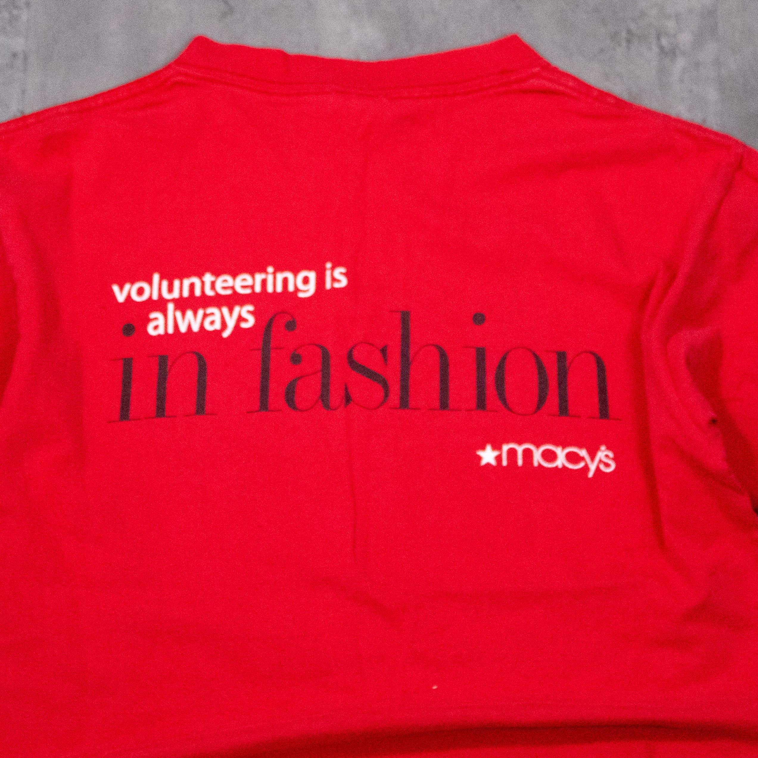 Anvil Y2K 2000's Anvil The Magic Of Macy's Volunteering Promo Double Stitch Red T-Shirt Size US S / EU 44-46 / 1 - 7 Thumbnail