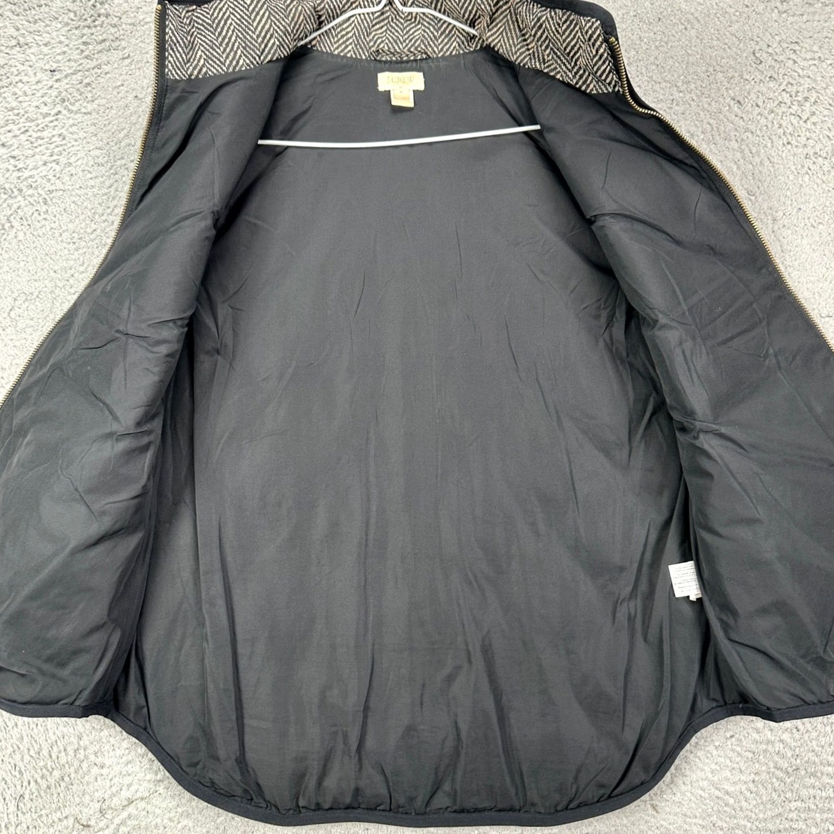 J.Crew J. Crew Quilted Vest Herringbone Down Fill Down Insulated Zip Pocket Euro EUC Black XS? M? Size M / US 6-8 / IT 42-44 - 3 Thumbnail