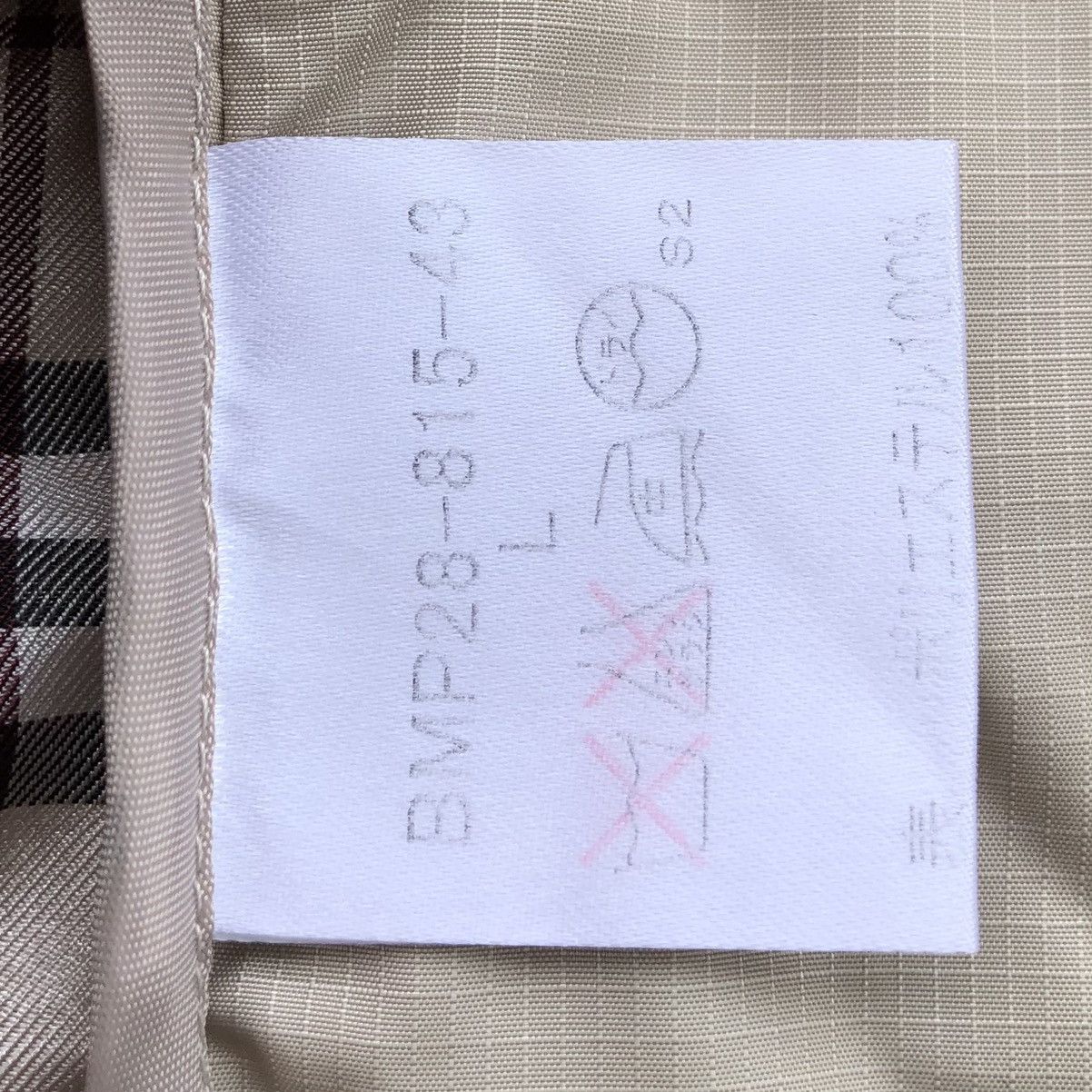 Burberry Burberry Black Label Nylon Vest Jacket With Hoodie Size US M / EU 48-50 / 2 - 12 Thumbnail