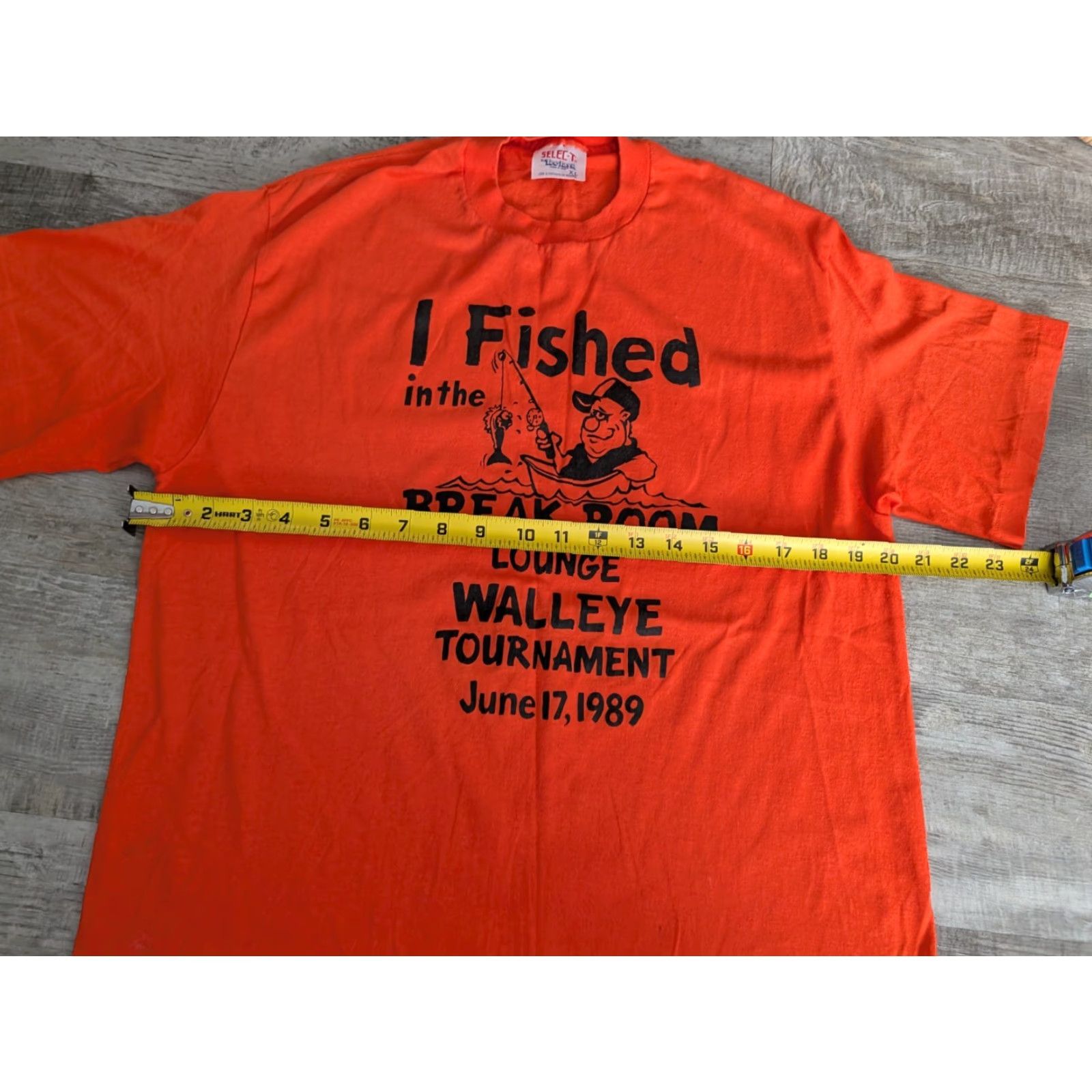 Vintage VINTAGE 1989 Funny WALLEYE FISHING TOURNAMENT T-Shirt XL Made In USA Single Stitch Shirt Mens Orange 80s 90s Fish Theme Size US XL / EU 56 / 4 - 7 Thumbnail